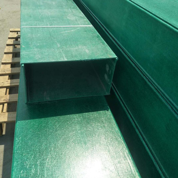 中國鐵路哪些地方應(yīng)用了玻璃鋼制品？