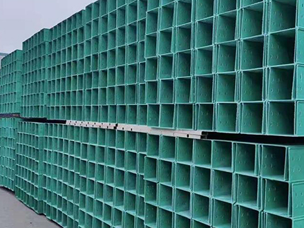 600*100玻璃鋼電纜橋架多少錢一米？